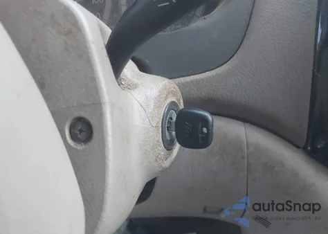 2005 Toyota Sienna Ce z USA, uszkodzony, nr VIN 5TDZA23C55S339931